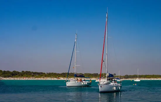 Segelyachtcharter Yachtcharter Segelyacht und Katamaran